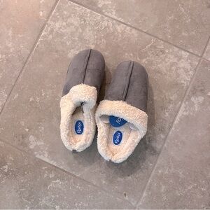 Women’s slippers